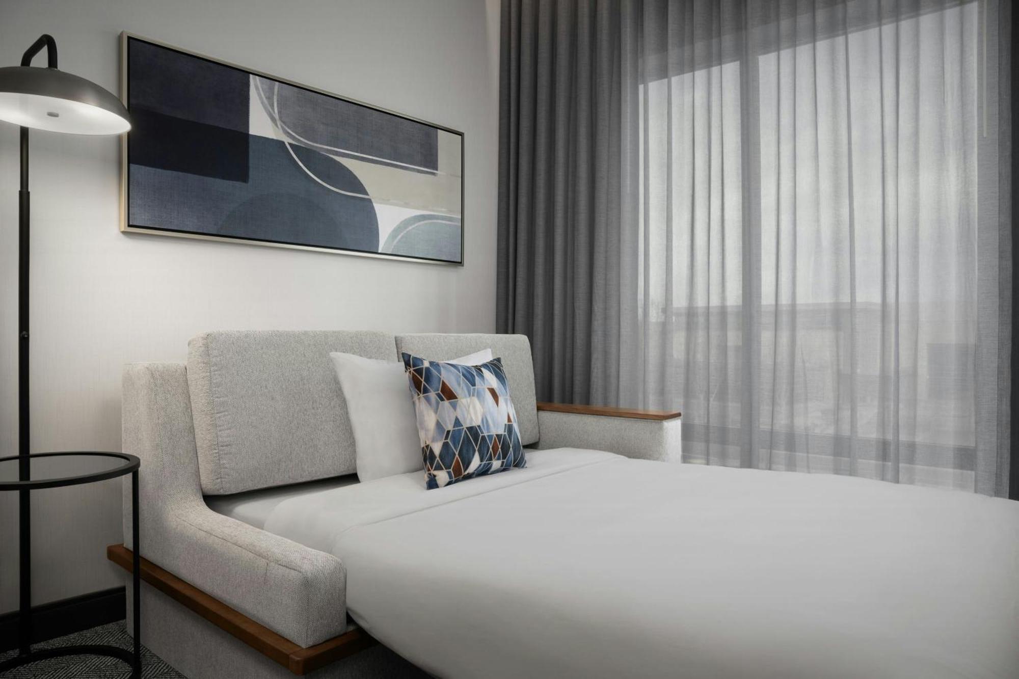 Courtyard By Marriott Antioch Pittsburg Hotell Exteriör bild