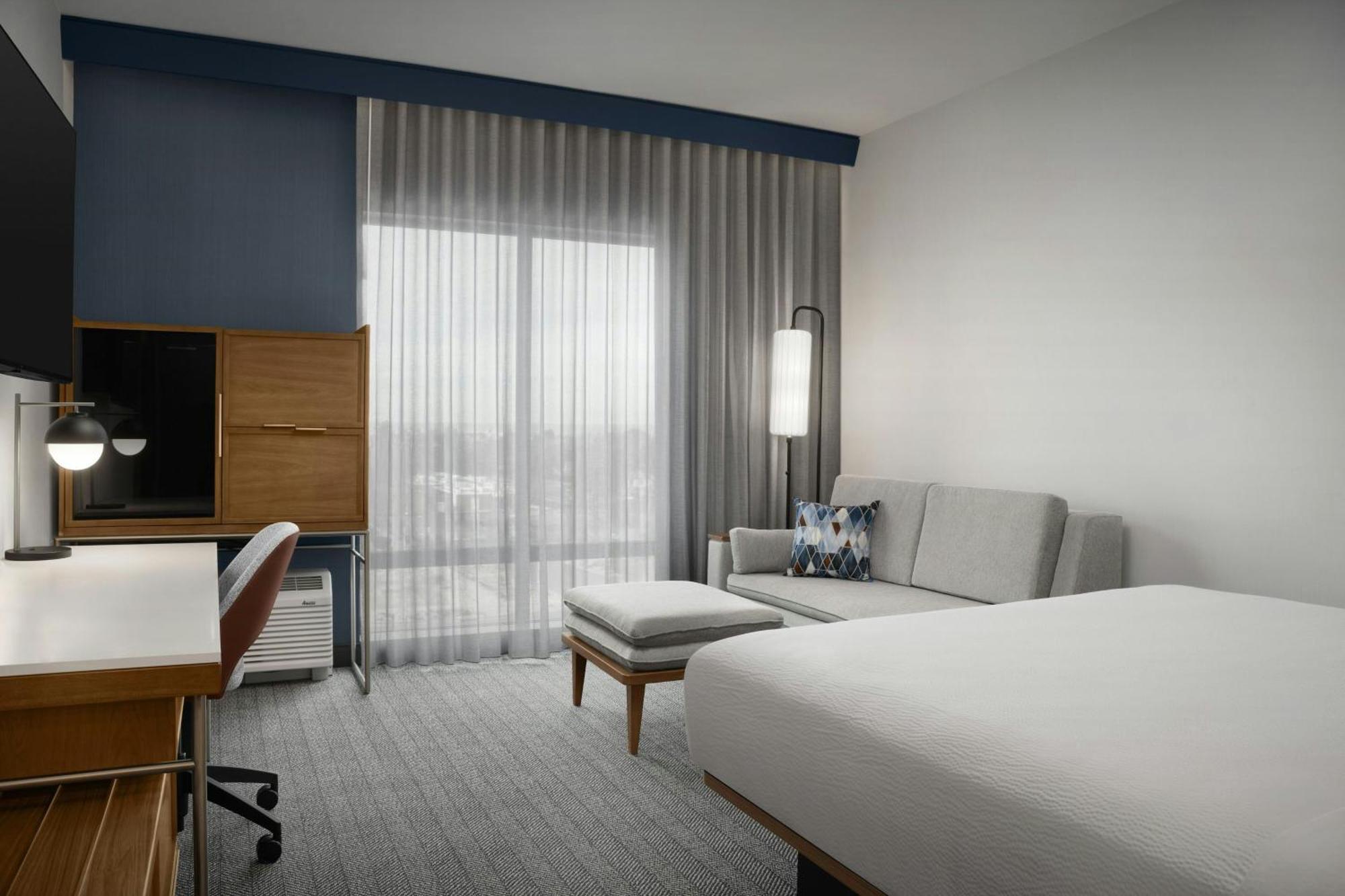 Courtyard By Marriott Antioch Pittsburg Hotell Exteriör bild
