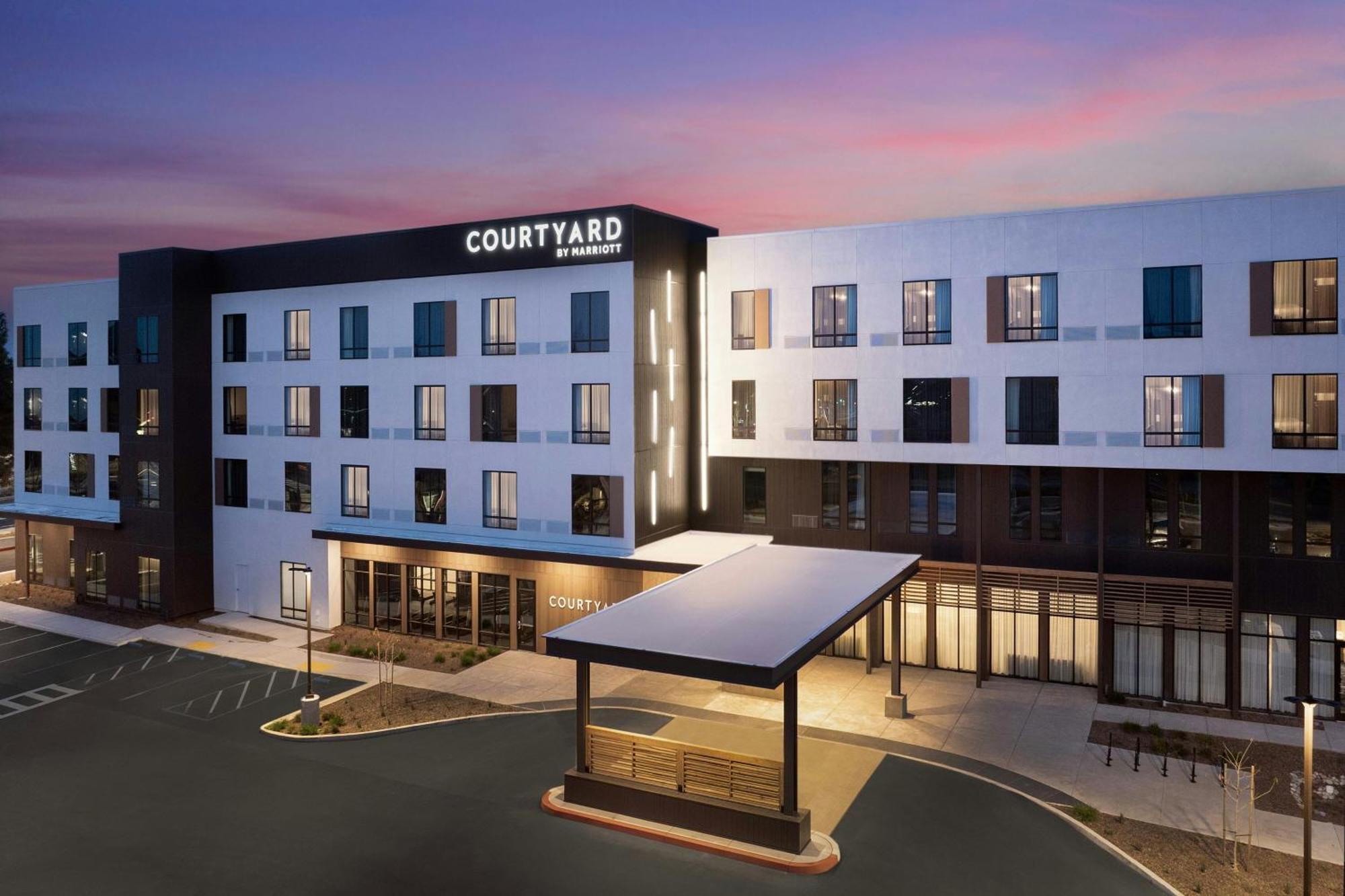 Courtyard By Marriott Antioch Pittsburg Hotell Exteriör bild