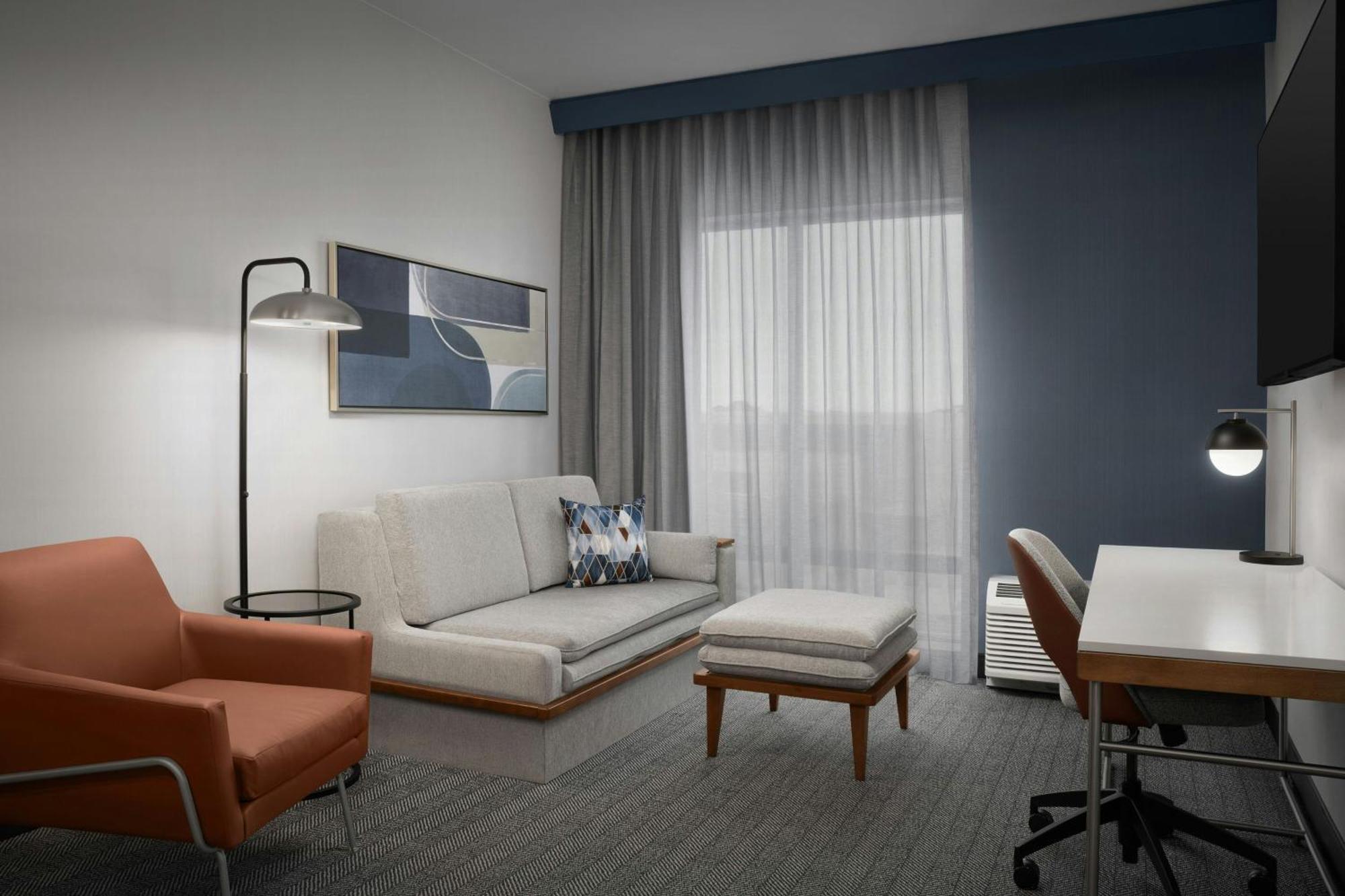 Courtyard By Marriott Antioch Pittsburg Hotell Exteriör bild